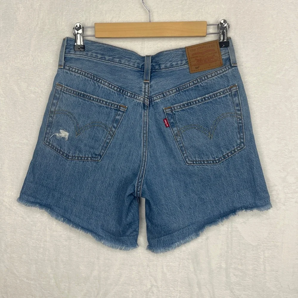 Levi's Premium 501 Long Shorts Women's 26 NWT Blue‎ Distressed Raw Hem Mid Rise